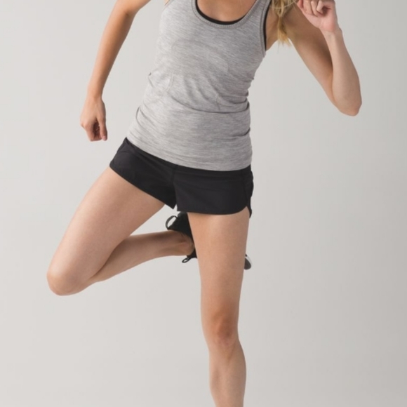 Lululemon speed short*4 way stretch 2.5" - Picture 2 of 4